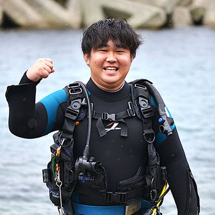 月岡 優